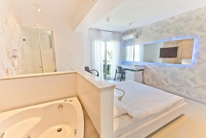 Villasaray &